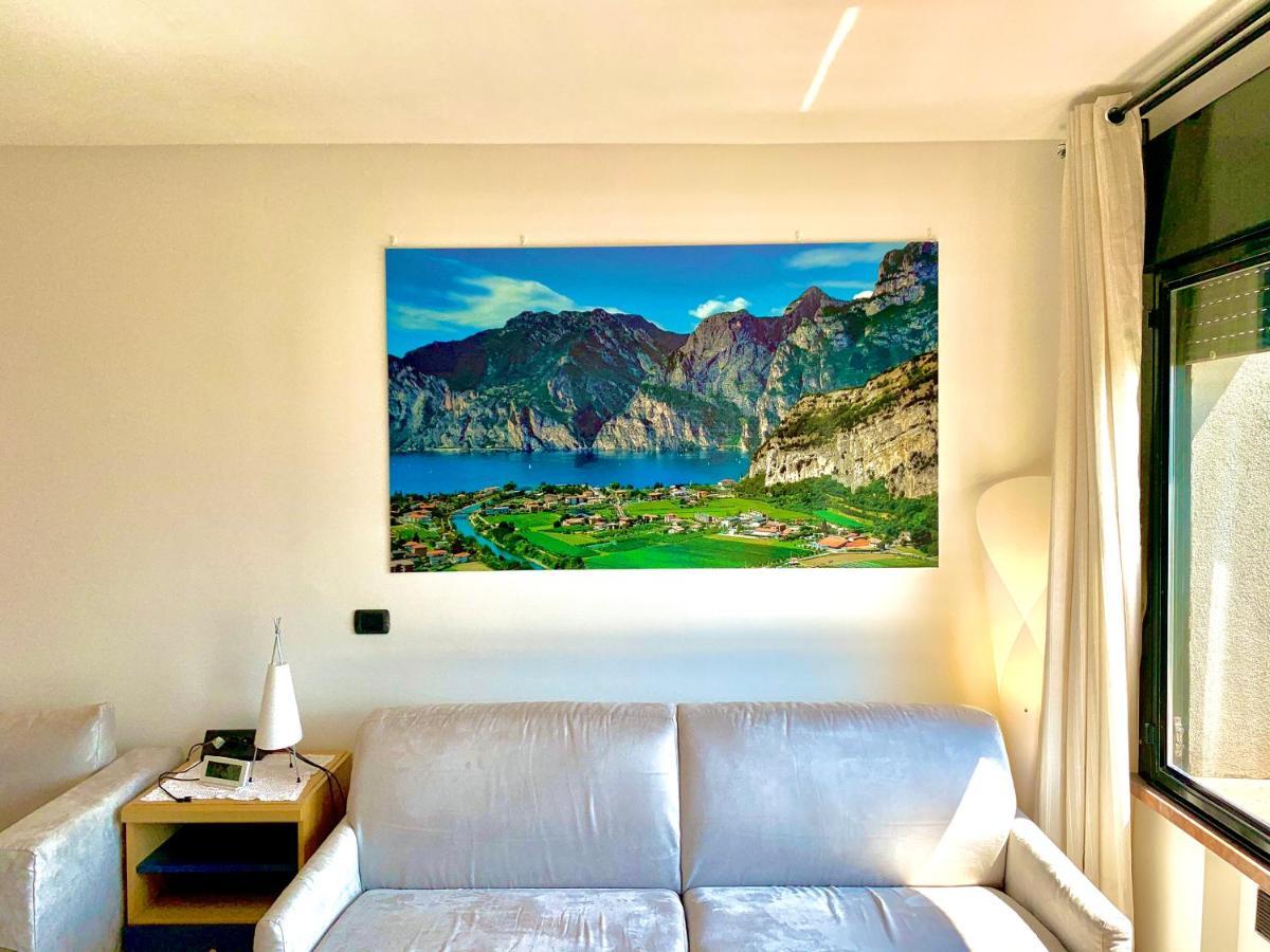 Sky&Pool Dom Riva del Garda Exterior foto