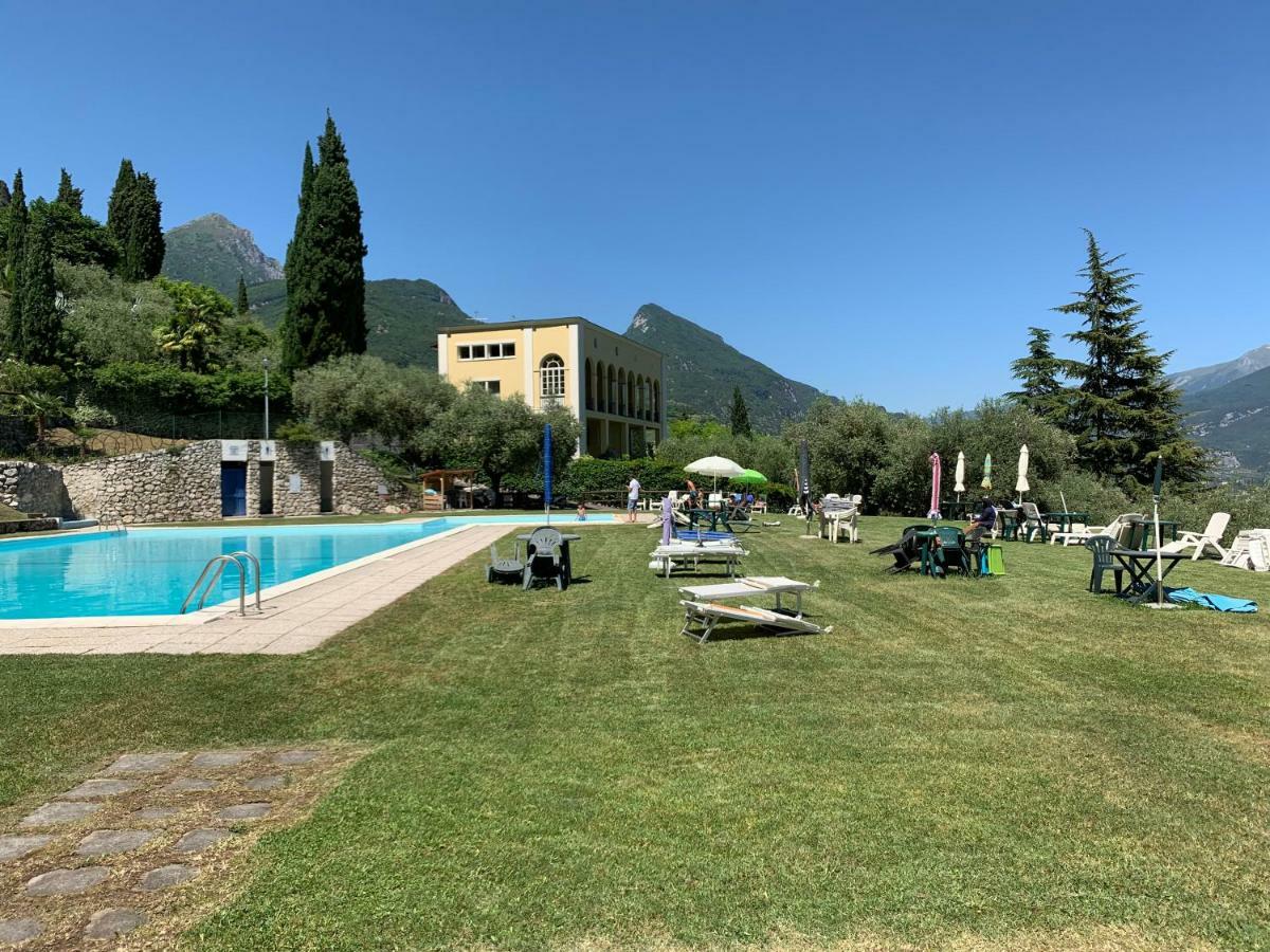 Sky&Pool Dom Riva del Garda Exterior foto